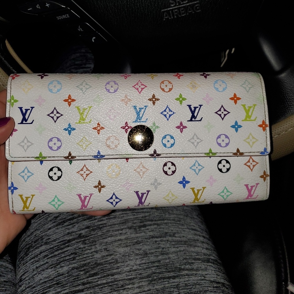 Authentic Louis Vuitton Sarah